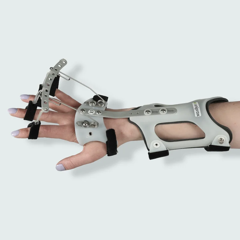 Handorthese DAHO am Arm – funktionelle Unterstützung für Fingerbewegung, Stabilität und Greiffunktion im Alltag